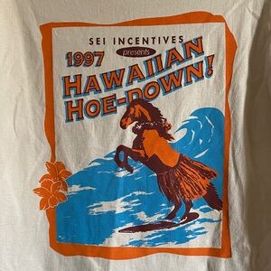 Vintage Hawaiian Horse Graphic T-Shirt